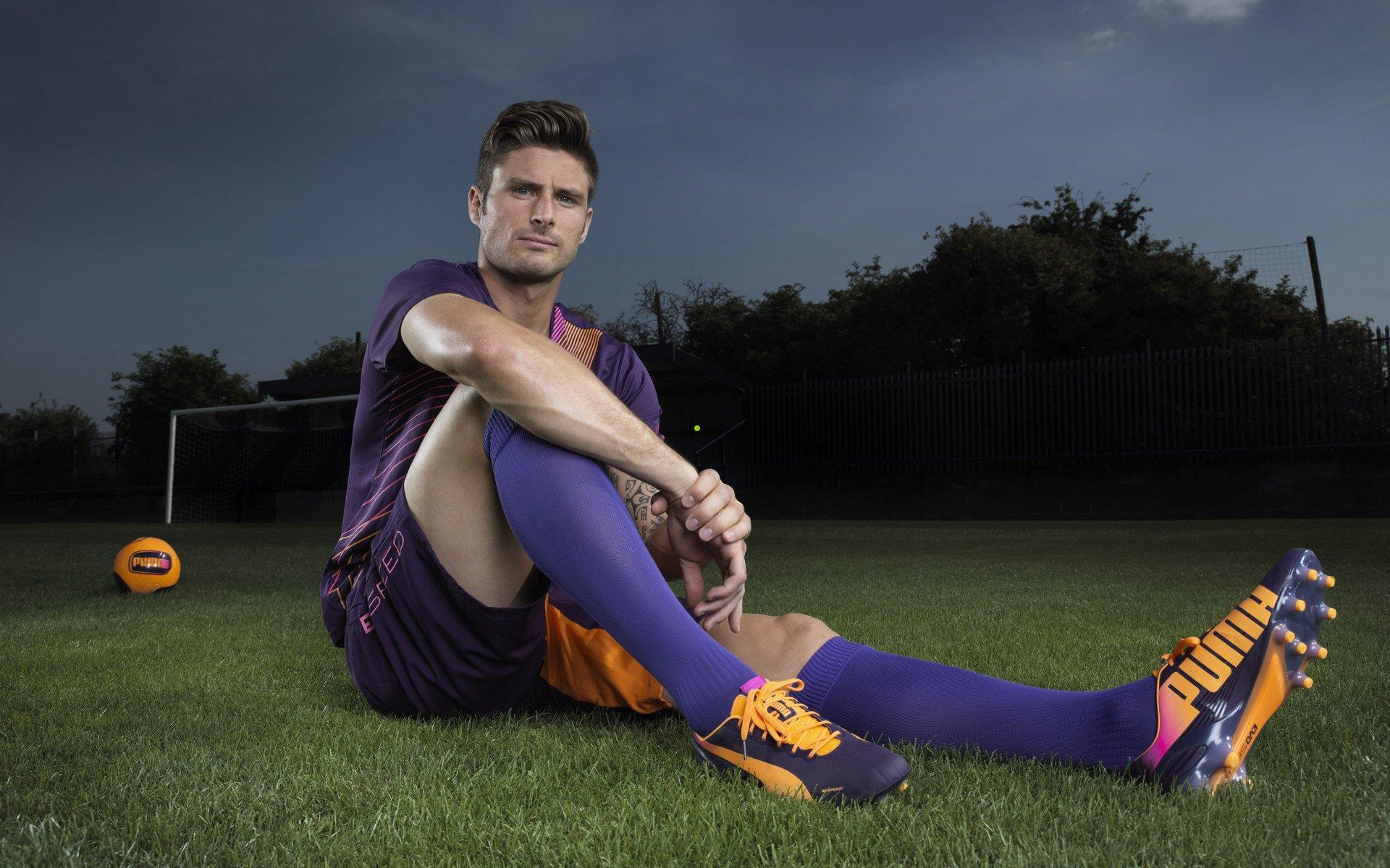 奥斯卡沪上筹建足球学校 誓为上海夺取更多冠军