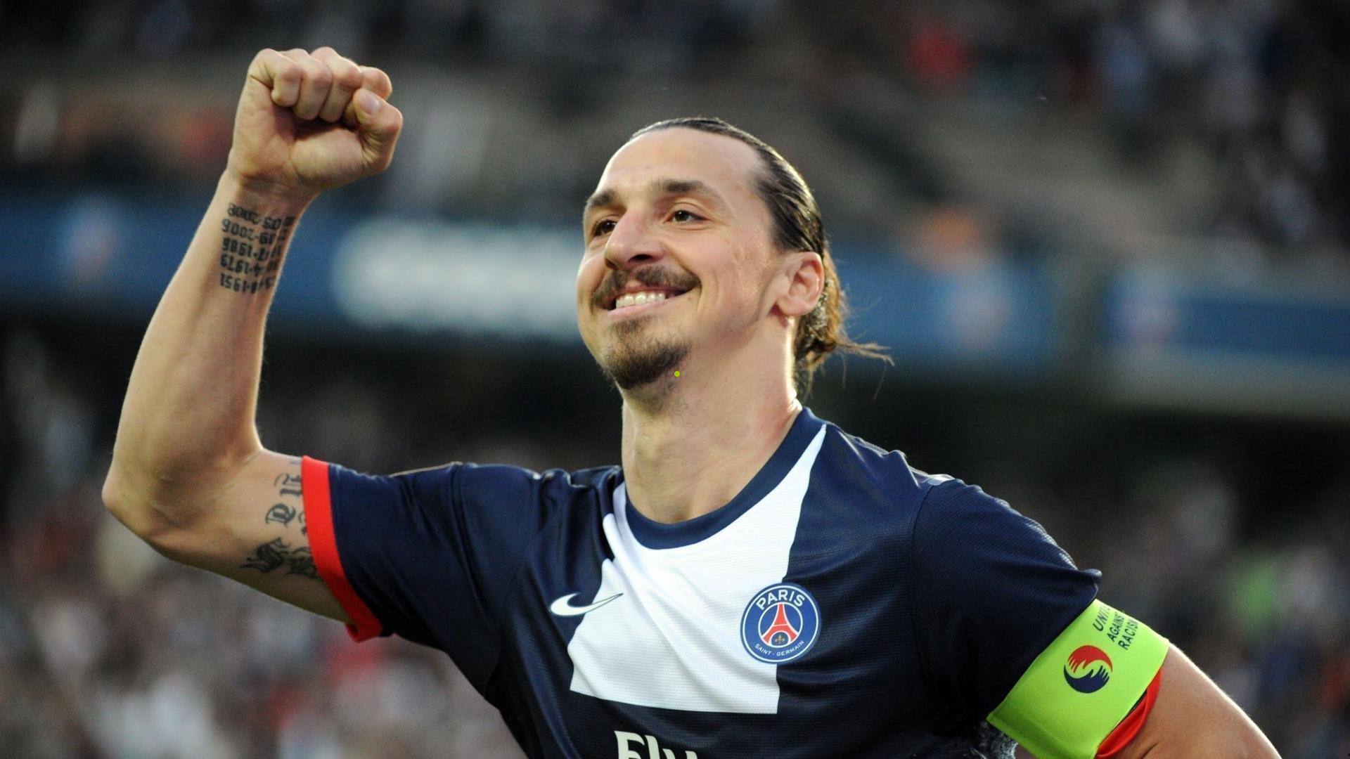 足球皇帝贝肯鲍尔安息，世界足坛缅怀传奇